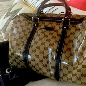 Great classic GUCCI.